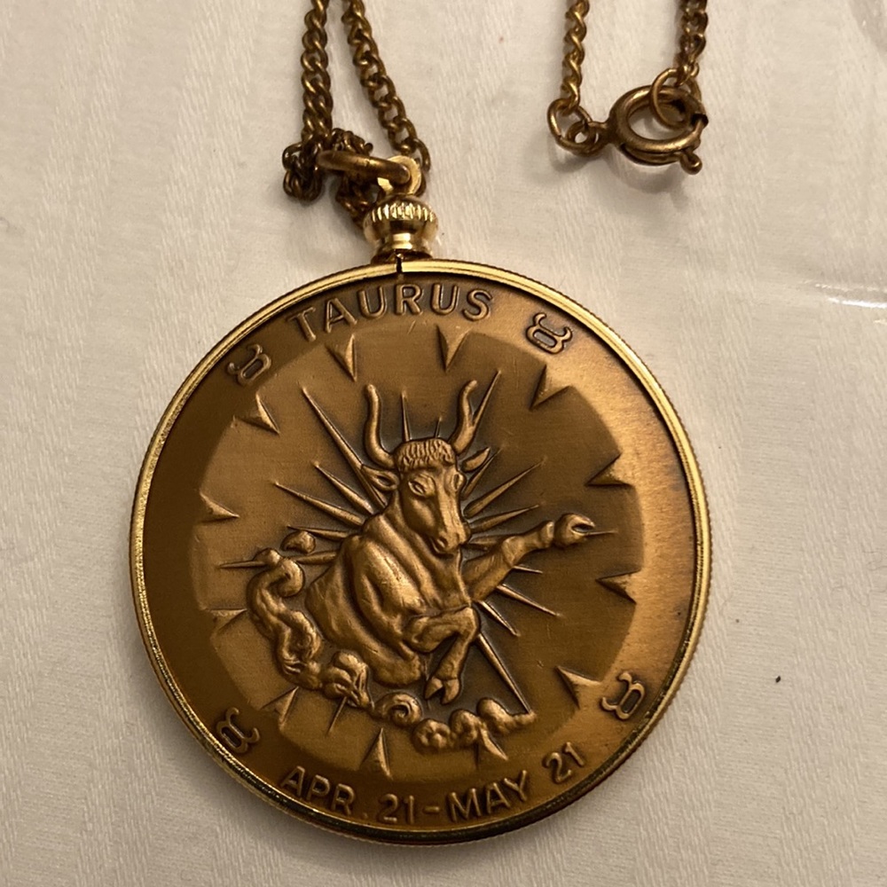 TAURUS MEDALLION on 24” Goldtone CHAIN NECKLACE; Heavy 1 2/2” Diameter Medallion